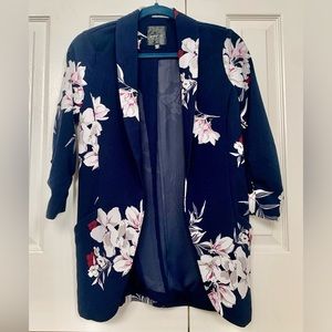 Dynamite floral open front blazer